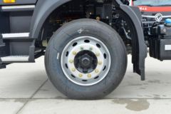 东风商用车 天锦KR PLUS 舒适版 290马力 4X2 6.8米栏板载货车(高顶双卧)(DFH1180E7)