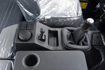 �������ó� ���KR �ǳ��� 225���� 4X2 7.7����ʽ�ػ���ͼƬ