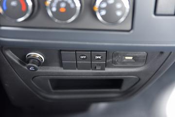 �������ó� ���KR �ǳ��� 225���� 4X2 7.7����ʽ�ػ���ͼƬ