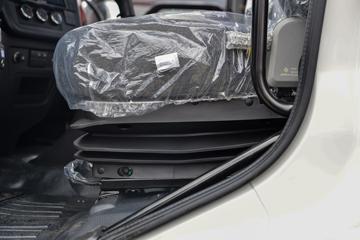 �������ó� ���KR �ǳ��� 225���� 4X2 7.7����ʽ�ػ���ͼƬ