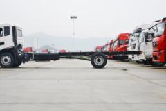 东风商用车 天锦KR 星辰版 225马力 4X2 7.7米厢式载货车