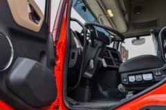 东风商用车 天龙KL 标载版 6X4 换电式纯电动牵引车350kWh