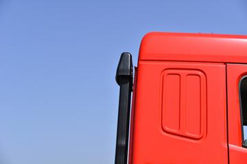 ����ʮͨ ��� 245���� 4X2 ƽ�����䳵(STQ5188TPBN6)ͼƬ