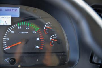 ����ʮͨ ��� 245���� 4X2 ƽ�����䳵(STQ5188TPBN6)ͼƬ