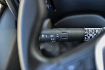 ����ʮͨ ��� 245���� 4X2 ƽ�����䳵(STQ5188TPBN6)ͼƬ