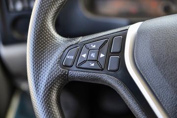 ����ʮͨ ��� 245���� 4X2 ƽ�����䳵(STQ5188TPBN6)ͼƬ