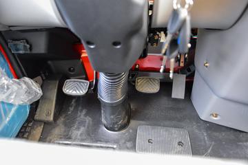 ����ʮͨ ��� 245���� 4X2 ƽ�����䳵(STQ5188TPBN6)ͼƬ