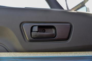 ����ʮͨ ��� 245���� 4X2 ƽ�����䳵(STQ5188TPBN6)ͼƬ