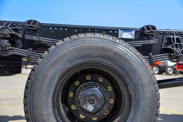 ����ʮͨ ��� 245���� 4X2 ƽ�����䳵(STQ5188TPBN6)ͼƬ