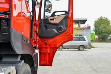 �������ó� ����KL�ؿ� ����� 460���� 6X4 Σ��Ʒǣ����(����14��)(Һ��)ͼƬ