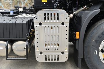 �������ó� ����KL�ؿ� ����� 460���� 6X4 Σ��Ʒǣ����(����14��)(Һ��)ͼƬ