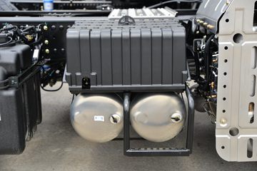 �������ó� ����KL�ؿ� ����� 460���� 6X4 Σ��Ʒǣ����(����14��)(Һ��)ͼƬ