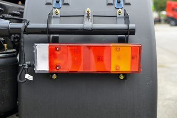 �������ó� ����KL�ؿ� ����� 460���� 6X4 Σ��Ʒǣ����(����14��)(Һ��)ͼƬ