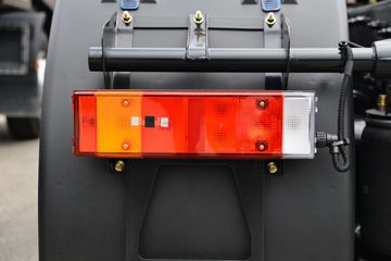 �������ó� ����KL�ؿ� ����� 460���� 6X4 Σ��Ʒǣ����(����14��)(Һ��)ͼƬ