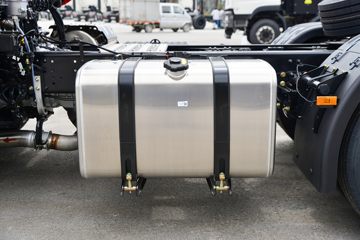 �������ó� ����KL�ؿ� ����� 460���� 6X4 Σ��Ʒǣ����(����14��)(Һ��)ͼƬ