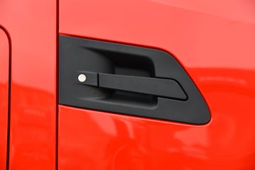 �������ó� ����KL�ؿ� 500���� 4X2 LNG�Զ���ǣ����(Һ��)ͼƬ