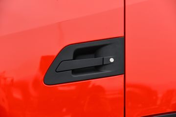 �������ó� ����KL�ؿ� 500���� 4X2 LNG�Զ���ǣ����(Һ��)ͼƬ