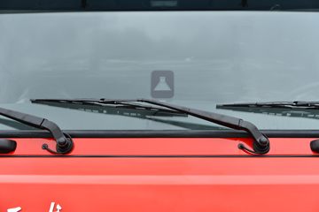 �������ó� ����KL�ؿ� 500���� 4X2 LNG�Զ���ǣ����(Һ��)ͼƬ