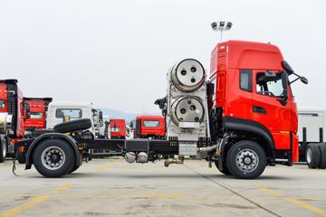 �������ó� ����KL�ؿ� 500���� 4X2 LNG�Զ���ǣ����(Һ��)ͼƬ