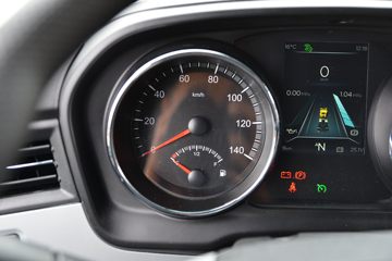 �������ó� ����KL�ؿ� 500���� 4X2 LNG�Զ���ǣ����(Һ��)ͼƬ