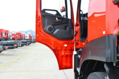 东风商用车 天龙KL重卡 500马力 4X2 LNG自动档牵引车(液缓)(DFH4180D6)