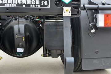 �������ó� ����KL�ؿ� 500���� 4X2 LNG�Զ���ǣ����(Һ��)ͼƬ