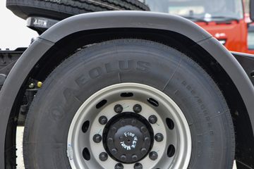 �������ó� ����KL�ؿ� 500���� 4X2 LNG�Զ���ǣ����(Һ��)ͼƬ