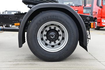 �������ó� ����KL�ؿ� 500���� 4X2 LNG�Զ���ǣ����(Һ��)ͼƬ