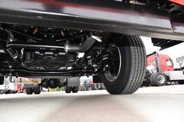 �������ó� ����KL�ؿ� 500���� 4X2 LNG�Զ���ǣ����(Һ��)ͼƬ