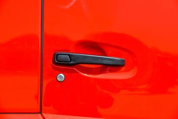 ����ʮͨ ����� 240���� 4X2 ƽ�����䳵(STQ5188TPBN6)ͼƬ