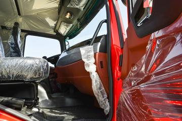 ����ʮͨ ����� 240���� 4X2 ƽ�����䳵(STQ5188TPBN6)ͼƬ