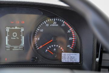 ����ʮͨ ����� 240���� 4X2 ƽ�����䳵(STQ5188TPBN6)ͼƬ