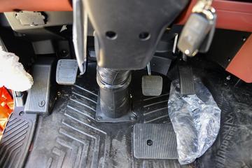 ����ʮͨ ����� 240���� 4X2 ƽ�����䳵(STQ5188TPBN6)ͼƬ