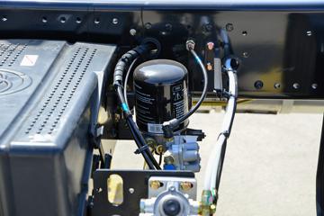 ����ʮͨ ����� 240���� 4X2 ƽ�����䳵(STQ5188TPBN6)ͼƬ