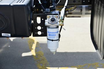 ����ʮͨ ����� 240���� 4X2 ƽ�����䳵(STQ5188TPBN6)ͼƬ