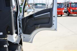 新创客&nbsp;洒水车/喷洒车驾驶室图片