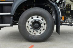 东风商用车 天龙KL重卡 480马力 6X4 LNG牵引车(液缓)