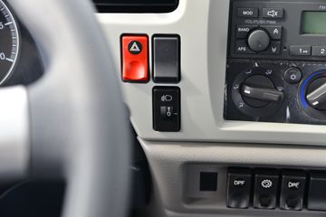 �������ó� ���VR 210���� 4X2 6.2����ʽ�ػ���ͼƬ