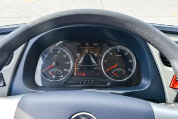 �������ó� ���VR 210���� 4X2 6.2����ʽ�ػ���ͼƬ