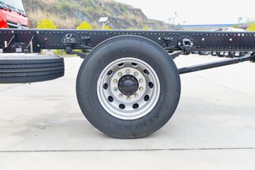 �������ó� ���VR 210���� 4X2 6.2����ʽ�ػ���ͼƬ