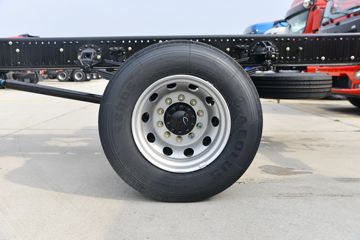 �������ó� ���VR 210���� 4X2 6.2����ʽ�ػ���ͼƬ