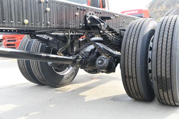 �������ó� ���VR 210���� 4X2 6.2����ʽ�ػ���ͼƬ