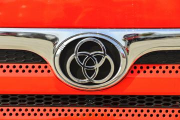 ����ʮͨ T3���� 180���� 4X2 4����ж��ͼƬ