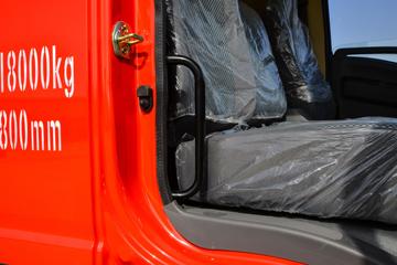 ����ʮͨ T3���� 180���� 4X2 4����ж��ͼƬ