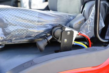 ����ʮͨ T3���� 180���� 4X2 4����ж��ͼƬ