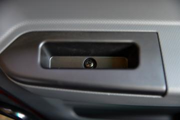 ����ʮͨ T3���� 180���� 4X2 4����ж��ͼƬ