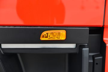 �������ó� ����KL�ؿ� 530���� 6X4 LNGǣ����(Һ��)(DFH4250D13)ͼƬ