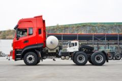 东风商用车 天龙KL重卡 530马力 6X4 LNG牵引车(液缓)(DFH4250D13)