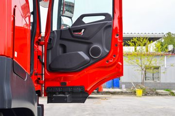 �������ó� ����KL�ؿ� 530���� 6X4 LNGǣ����(Һ��)(DFH4250D13)ͼƬ