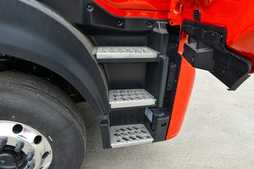 �������ó� ����KL�ؿ� 530���� 6X4 LNGǣ����(Һ��)(DFH4250D13)ͼƬ